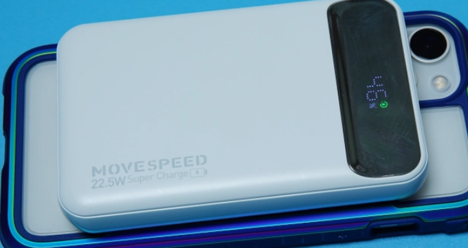 激光打標機在電子充電設備中的應用有哪些？  第3張